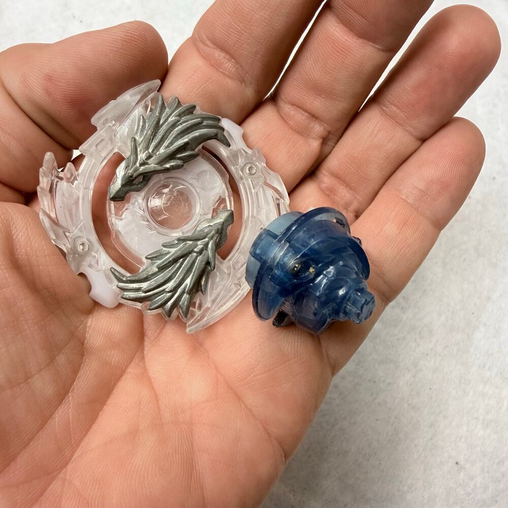 Lost Longinus Beyblade Burst Energy Layer White / Clear Silver Metal